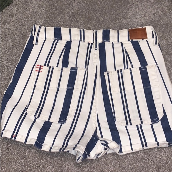 White and blue striped denim shorts! - Picture 2 of 4